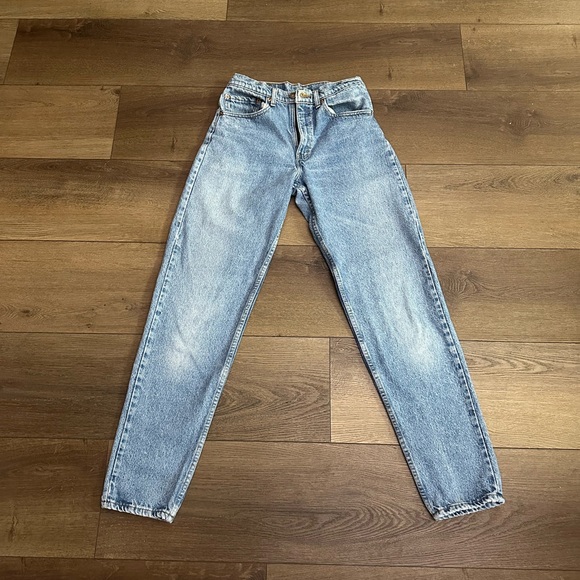 Levi's Jeans - Picture 3 of 11
